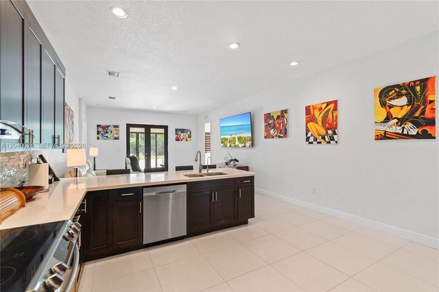 21365 SW 177th Ct, Miami, FL 33187