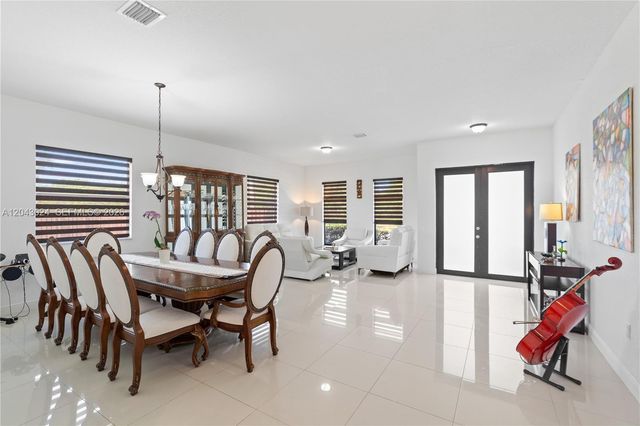 21365 SW 177th Ct, Miami, FL 33187
