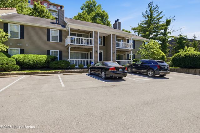 410 Mockingbird Valley Rd APT 51, Louisville, KY 40207