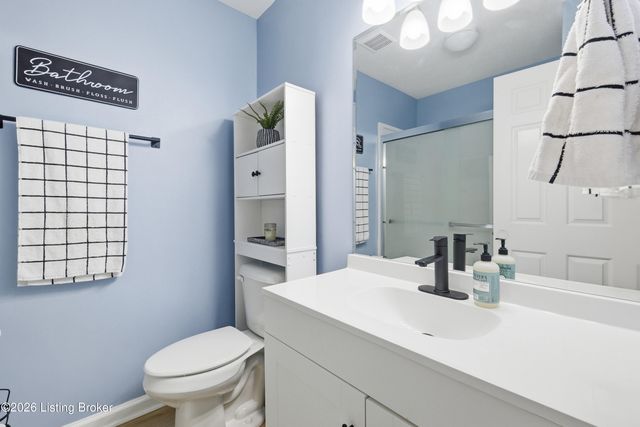 410 Mockingbird Valley Rd APT 51, Louisville, KY 40207
