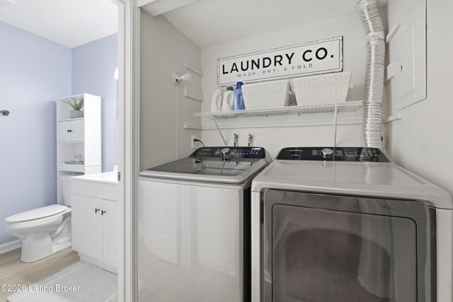 410 Mockingbird Valley Rd APT 51, Louisville, KY 40207