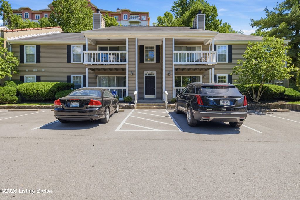 410 Mockingbird Valley Rd APT 51, Louisville, KY 40207