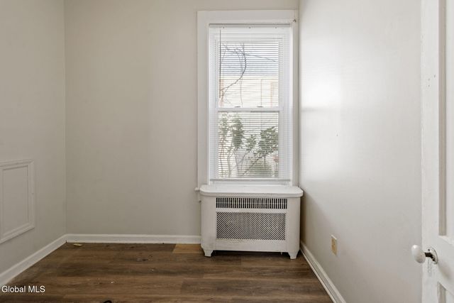 2325 4th Avenue, Watervliet, NY 12189