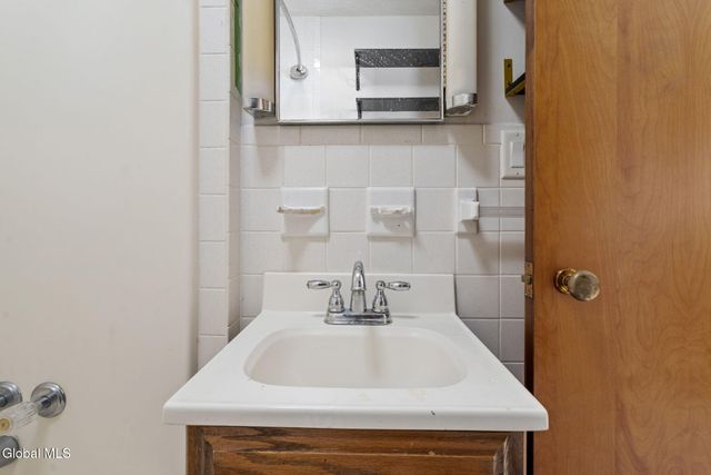 2325 4th Avenue, Watervliet, NY 12189