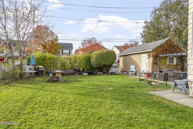 2325 4th Avenue, Watervliet, NY 12189