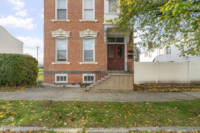 2325 4th Avenue, Watervliet, NY 12189