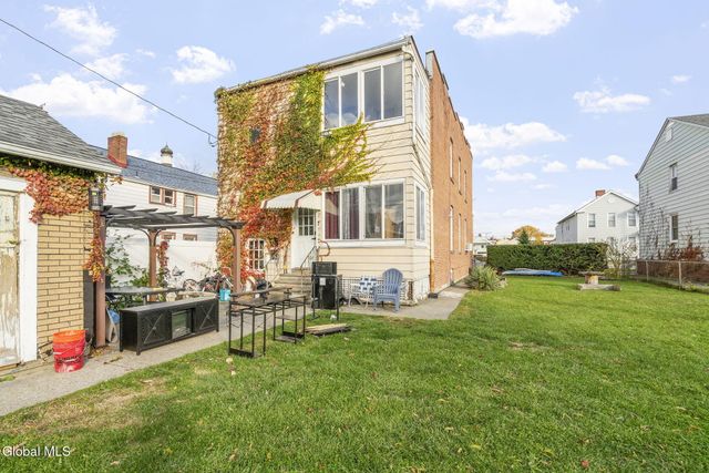 2325 4th Avenue, Watervliet, NY 12189