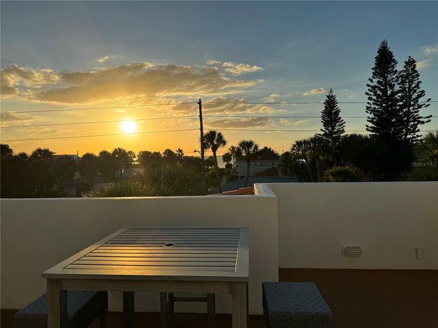 831 MANDALAY AVENUE, Clearwater Beach, FL 33767
