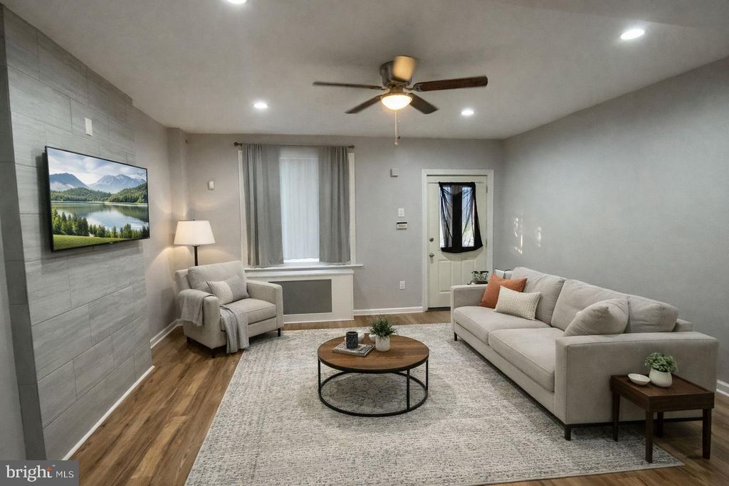 527 S CONESTOGA ST, Philadelphia, PA 19143