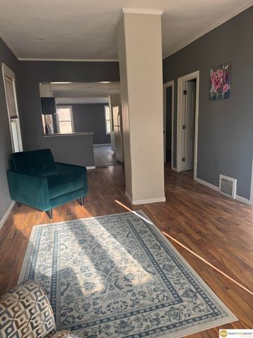 2305 S 21st Street, Omaha, NE 68108
