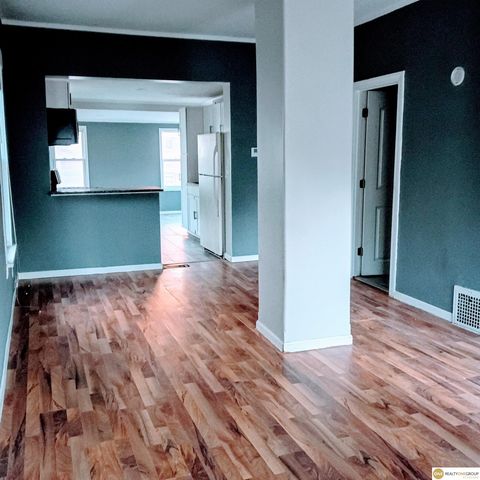 2305 S 21st Street, Omaha, NE 68108