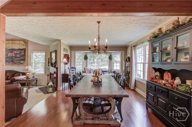 1140 Beaver Dam Road, Hoschton, GA 30548