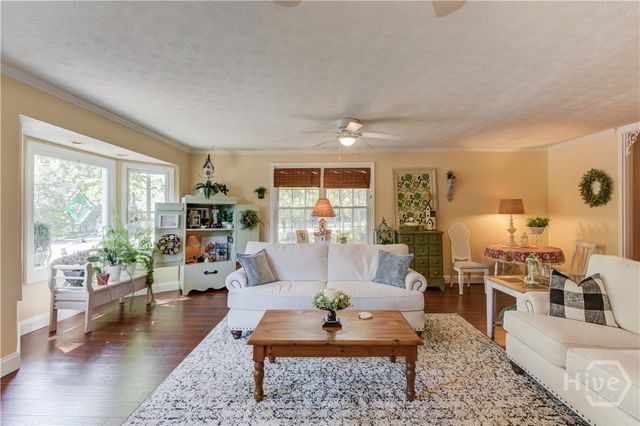 1140 Beaver Dam Road, Hoschton, GA 30548