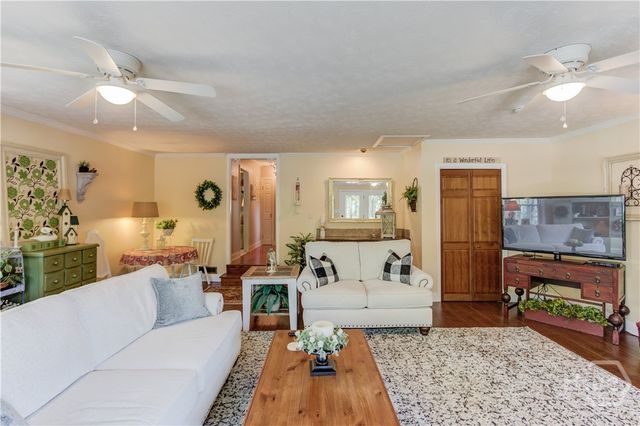 1140 Beaver Dam Road, Hoschton, GA 30548