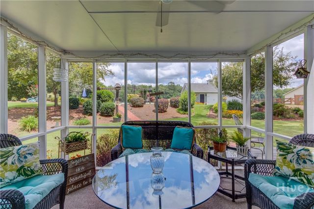 1140 Beaver Dam Road, Hoschton, GA 30548