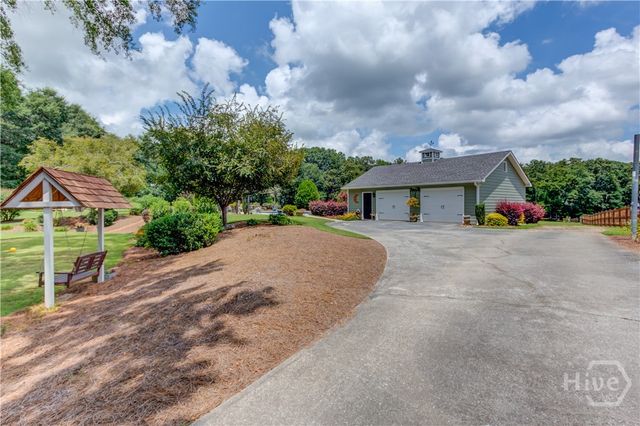 1140 Beaver Dam Road, Hoschton, GA 30548