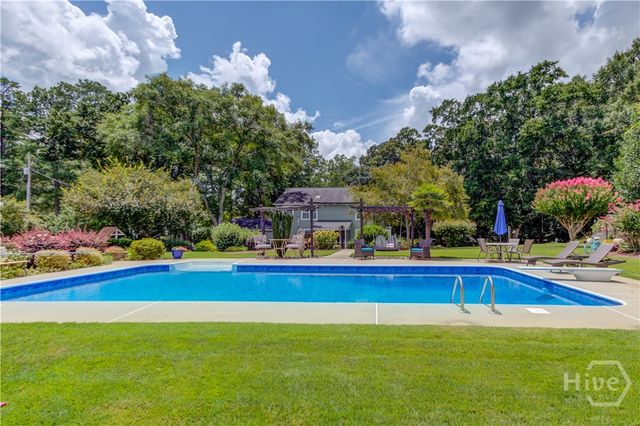 1140 Beaver Dam Road, Hoschton, GA 30548
