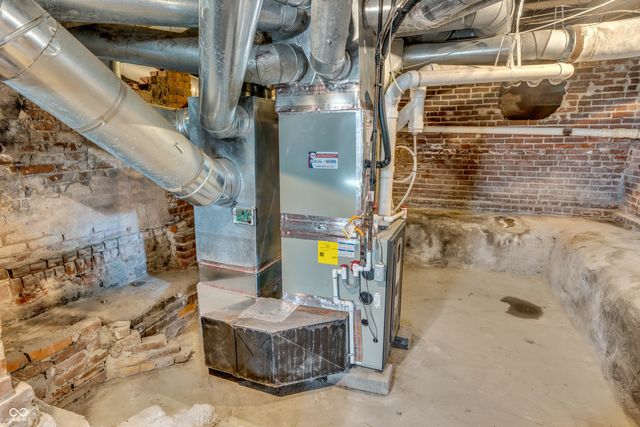 408 E Wabash Avenue, Crawfordsville, IN 47933