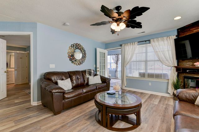 75 Anglers Pointe Drive 75-2, Branson, MO 65616