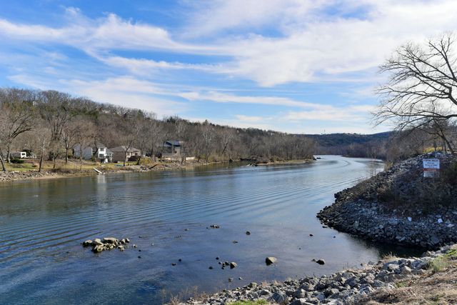 75 Anglers Pointe Drive 75-2, Branson, MO 65616