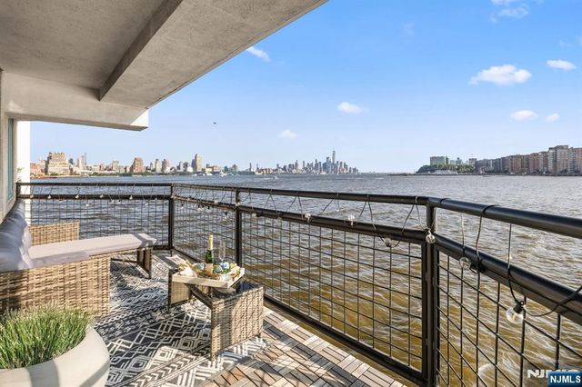 600 Harbor Boulevard 771, Weehawken, NJ 07086