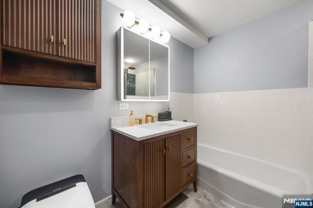 600 Harbor Boulevard 771, Weehawken, NJ 07086