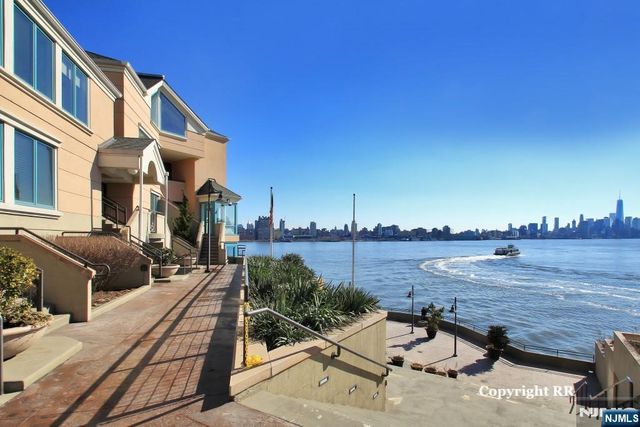 600 Harbor Boulevard 771, Weehawken, NJ 07086