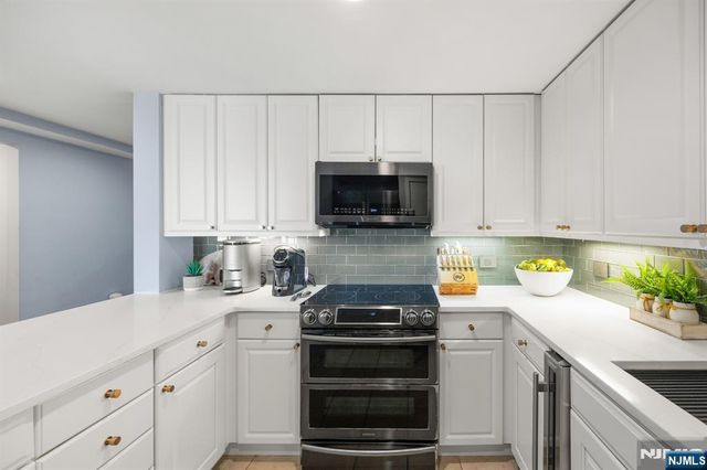 600 Harbor Boulevard 771, Weehawken, NJ 07086