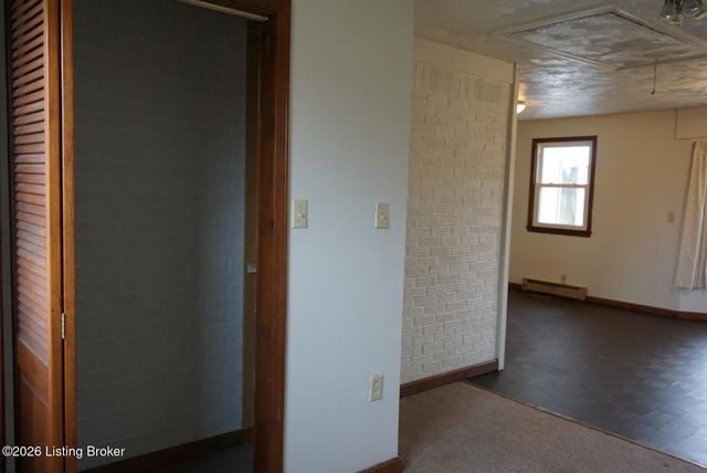 135 Porter Ln, Elizabethtown, KY 42701