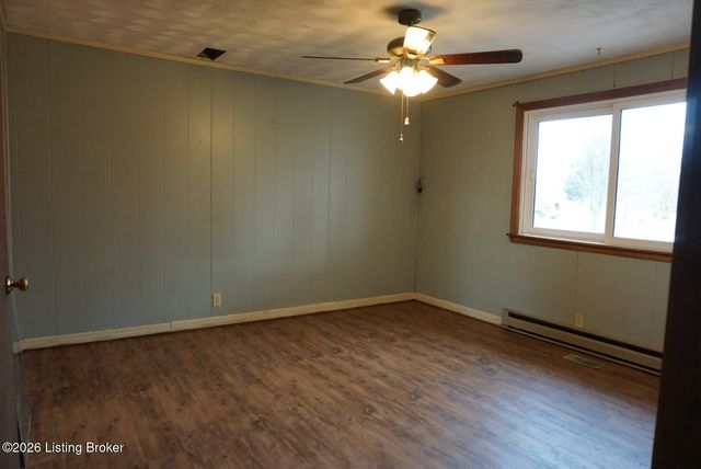 135 Porter Ln, Elizabethtown, KY 42701