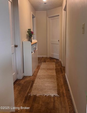 135 Porter Ln, Elizabethtown, KY 42701