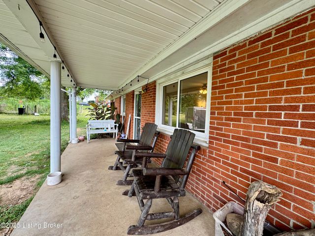 135 Porter Ln, Elizabethtown, KY 42701