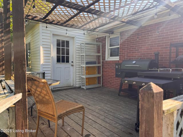 135 Porter Ln, Elizabethtown, KY 42701