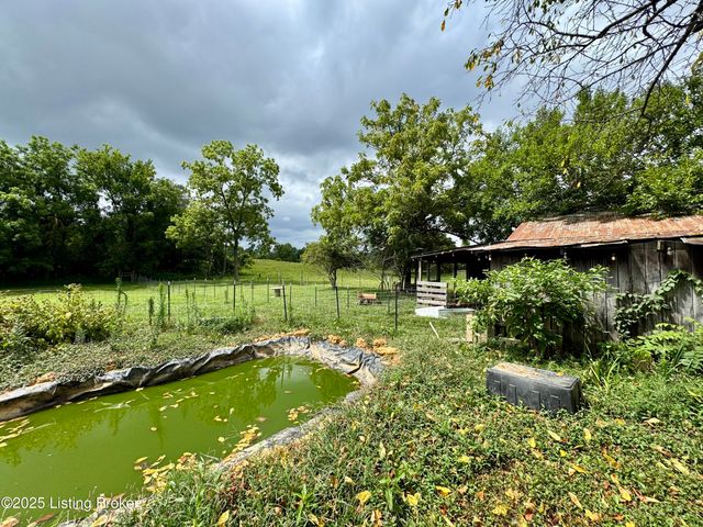 135 Porter Ln, Elizabethtown, KY 42701