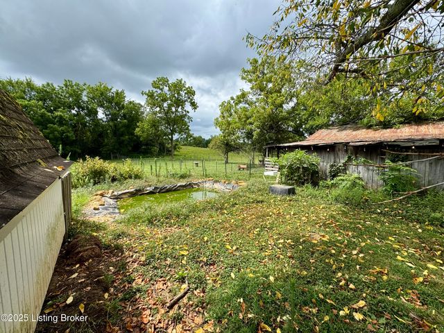 135 Porter Ln, Elizabethtown, KY 42701