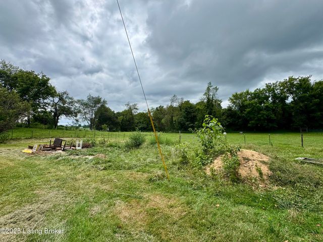 135 Porter Ln, Elizabethtown, KY 42701