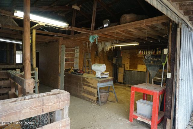 135 Porter Ln, Elizabethtown, KY 42701