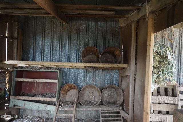 135 Porter Ln, Elizabethtown, KY 42701