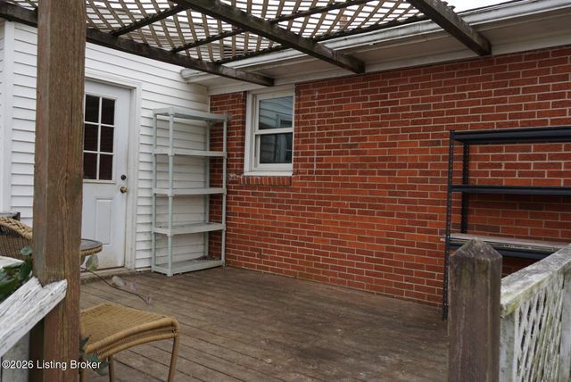 135 Porter Ln, Elizabethtown, KY 42701