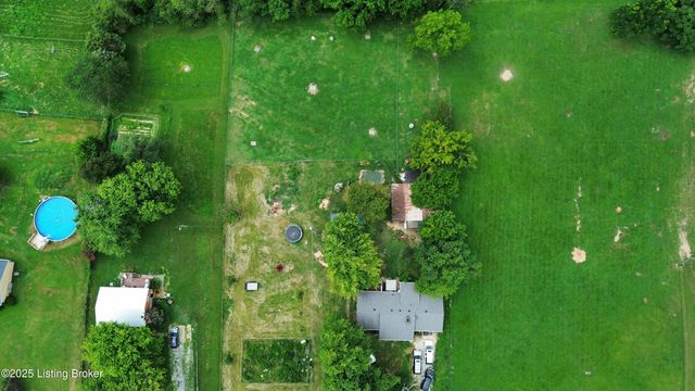 135 Porter Ln, Elizabethtown, KY 42701