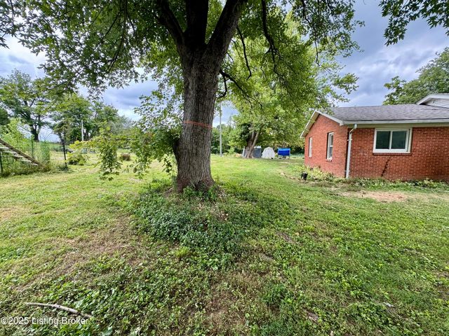 135 Porter Ln, Elizabethtown, KY 42701