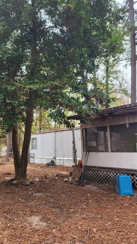 104 Birchwood Drive, Willis, TX 77378