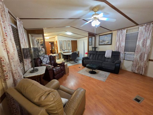 104 Birchwood Drive, Willis, TX 77378