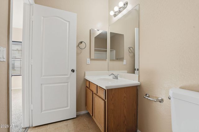 15818 N 25th Street 111, Phoenix, AZ 85032