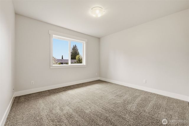 4712 183rd Place SW, Lynnwood, WA 98037