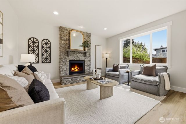 4712 183rd Place SW, Lynnwood, WA 98037