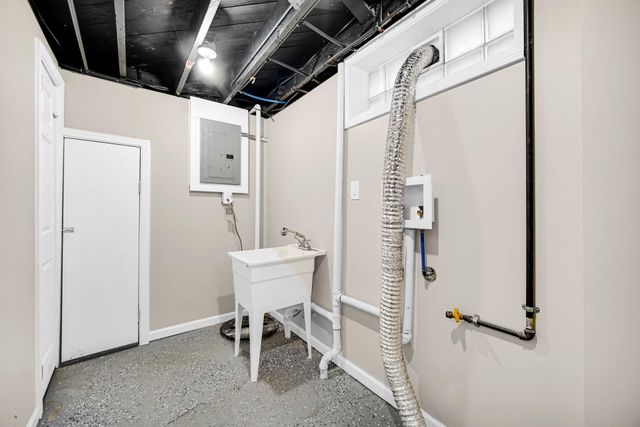 357 Taft Place, Gary, IN 46404