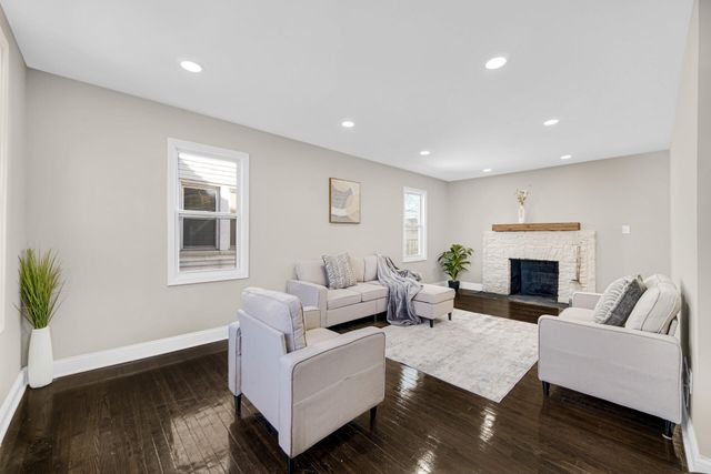 357 Taft Place, Gary, IN 46404