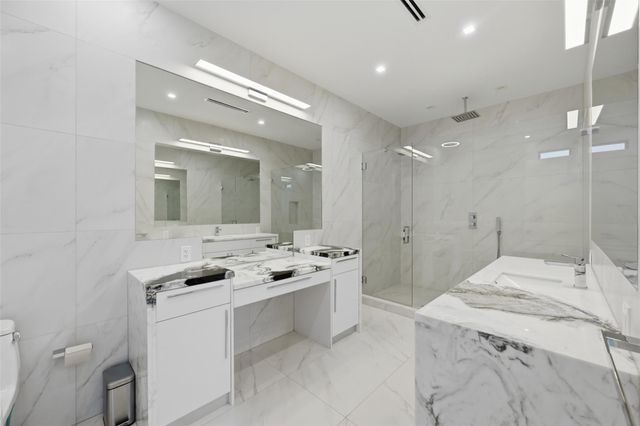 1517 SE 12th Court, Fort Lauderdale, FL 33316