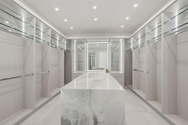 1517 SE 12th Court, Fort Lauderdale, FL 33316